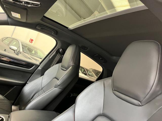 PORSCHE Cayenne usata, con ESP