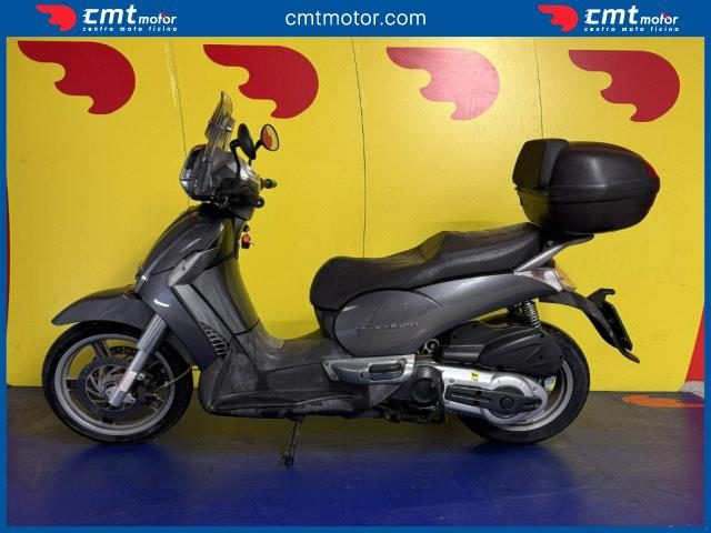 APRILIA Scarabeo 500 usata 2