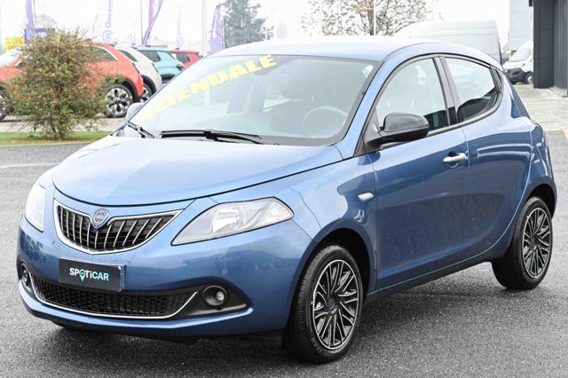 LANCIA Ypsilon usata, con MP3