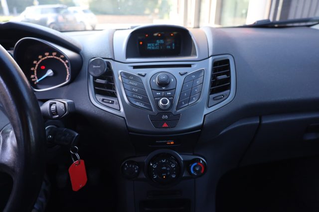 FORD Fiesta usata 46