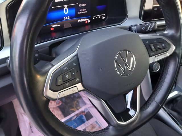VOLKSWAGEN T-Roc usata, con Autoradio