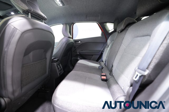 RENAULT Captur usata, con Isofix