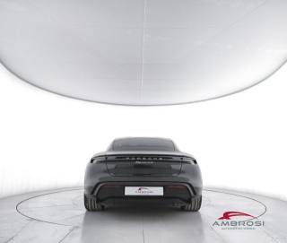 PORSCHE Taycan usata 5