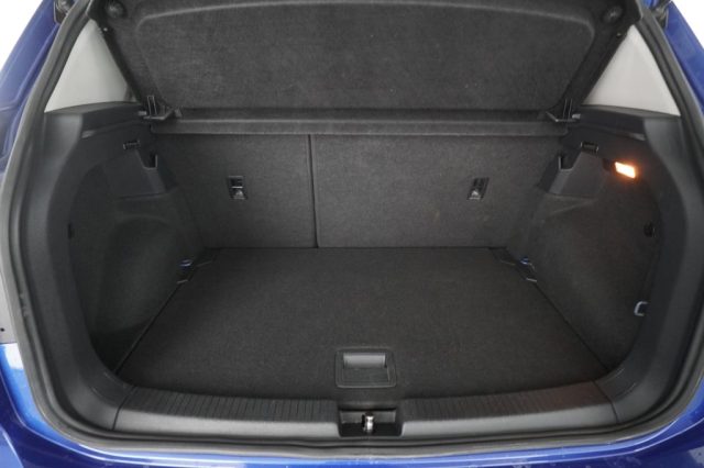 VOLKSWAGEN T-Cross usata 12