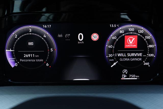 VOLKSWAGEN Golf usata, con Autoradio