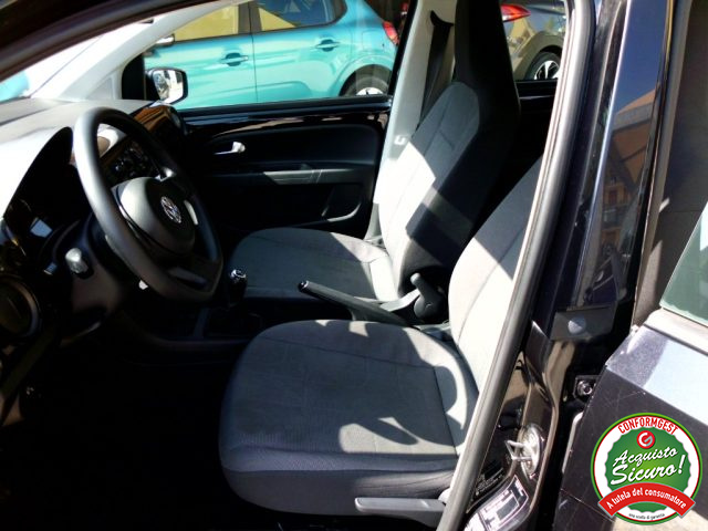 VOLKSWAGEN up! usata, con Controllo automatico clima