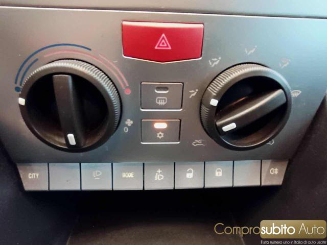 LANCIA Ypsilon usata 12
