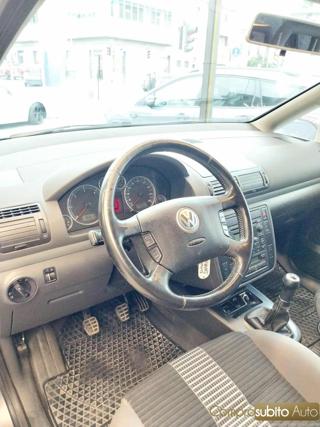 VOLKSWAGEN Sharan usata, con ESP