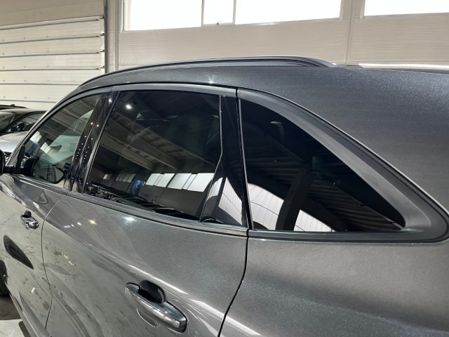 FORD Kuga usata, con Bracciolo