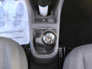 VOLKSWAGEN up! usata, con Sedile posteriore sdoppiato
