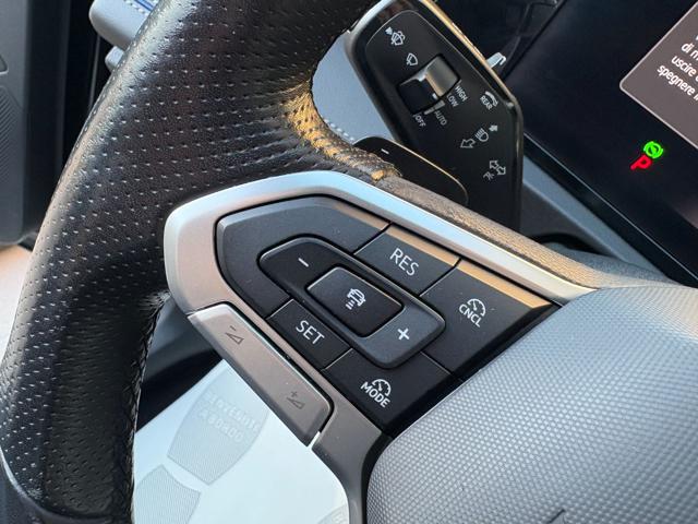 VOLKSWAGEN Tiguan usata, con USB
