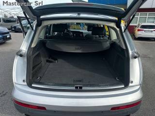 AUDI Q7 usata, con Autoradio digitale