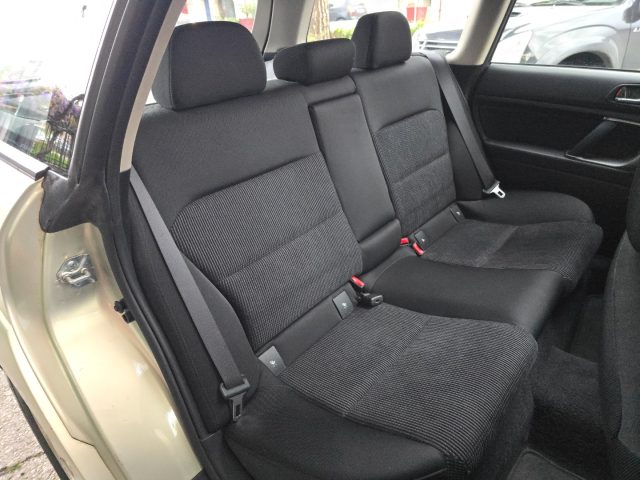 SUBARU OUTBACK usata, con Sospensioni pneumatiche