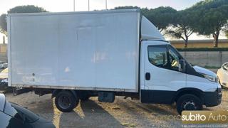 IVECO Daily usata 9
