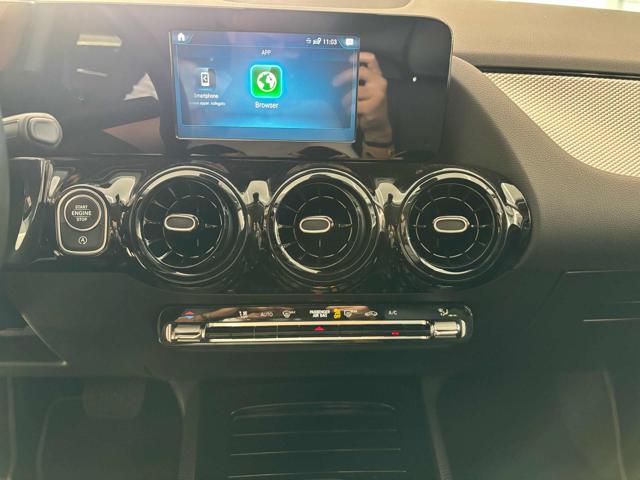 MERCEDES-BENZ GLA 180 usata, con Sedili riscaldati