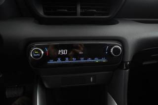 TOYOTA Yaris usata 14