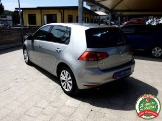 VOLKSWAGEN Golf usata, con Autoradio