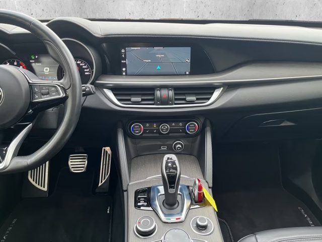 ALFA ROMEO Stelvio usata, con Fari Xenon