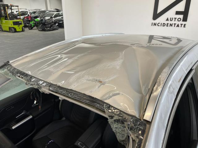 MERCEDES-BENZ GLA 250 usata, con Alzacristalli elettrici