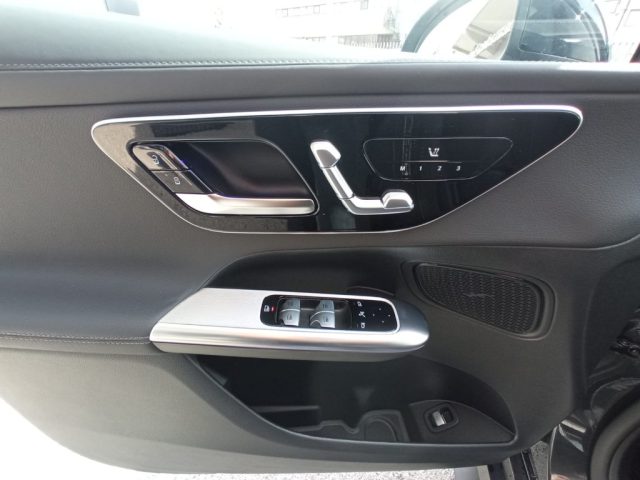 MERCEDES-BENZ GLC 220 usata, con Volante in pelle