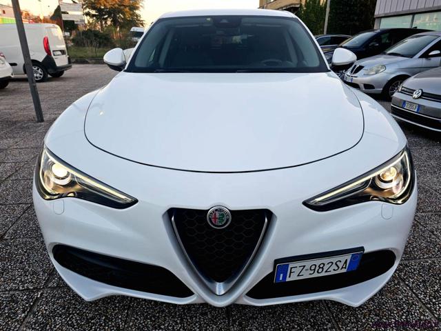 ALFA ROMEO Stelvio usata, con Alzacristalli elettrici