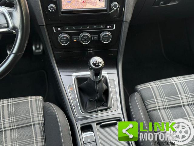 VOLKSWAGEN Golf usata, con ESP