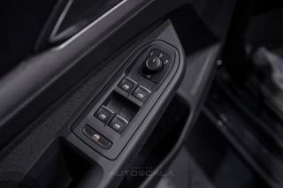 VOLKSWAGEN Golf Variant usata, con Controllo automatico clima