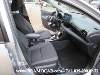 TOYOTA Yaris usata, con Vivavoce