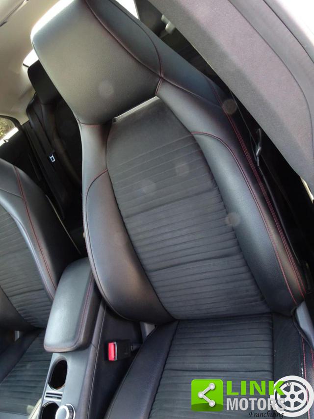 MERCEDES-BENZ CLA 200 usata, con Controllo automatico clima