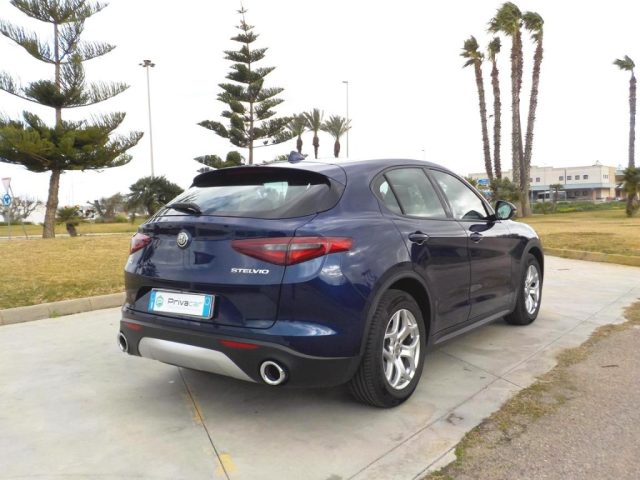 ALFA ROMEO Stelvio usata, con Alzacristalli elettrici
