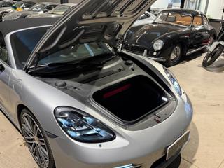PORSCHE 718 Spyder usata, con Controllo vocale