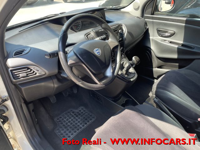 LANCIA Ypsilon usata, con Servosterzo