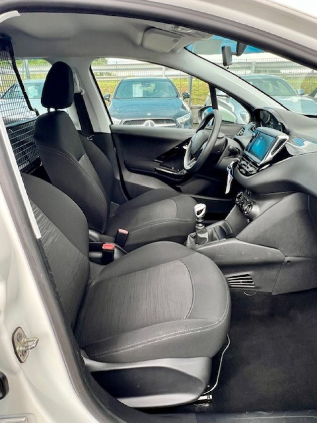 PEUGEOT 208 usata, con Climatizzatore
