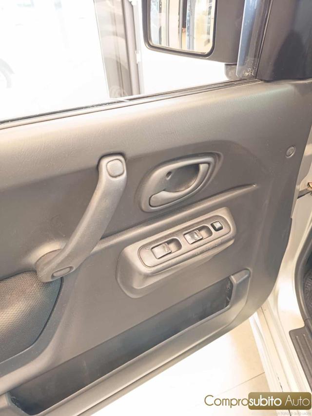 SUZUKI Jimny usata 24
