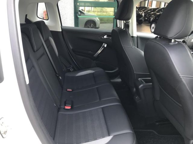 PEUGEOT 2008 usata, con Controllo trazione