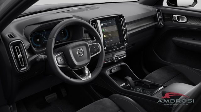 VOLVO XC40 usata 8