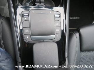 MERCEDES-BENZ GLB 180 usata, con Touch screen