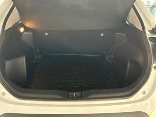 TOYOTA Yaris Cross usata, con Controllo automatico clima