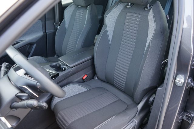 PEUGEOT 3008 usata, con Chiusura centralizzata