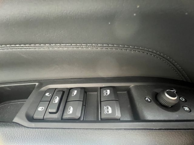 JEEP Compass usata, con Touch screen
