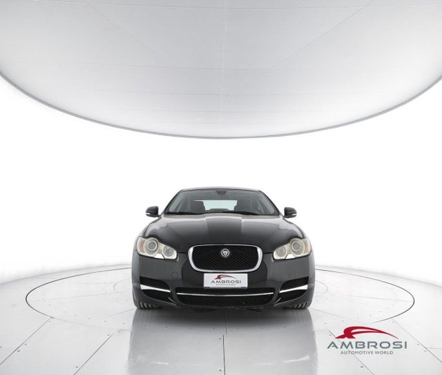 JAGUAR XF usata 4