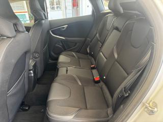 VOLVO V40 usata 17