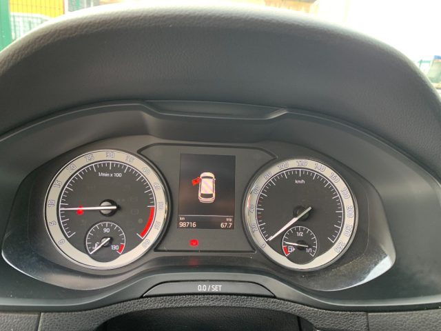 SKODA Karoq usata, con ESP