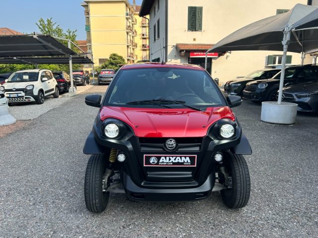 AIXAM Mega usata, con Autoradio
