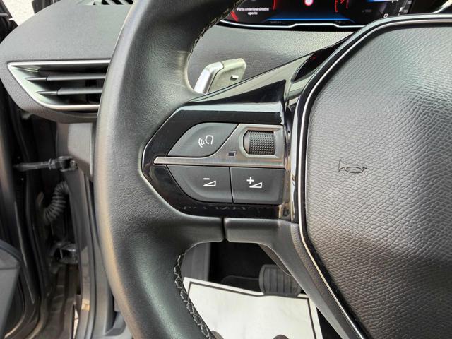 PEUGEOT 3008 usata, con Controllo automatico clima