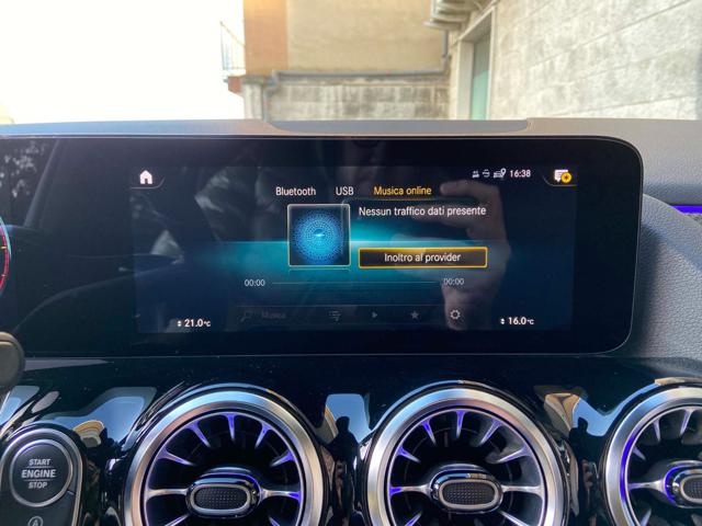 MERCEDES-BENZ GLA 220 usata, con Sound system