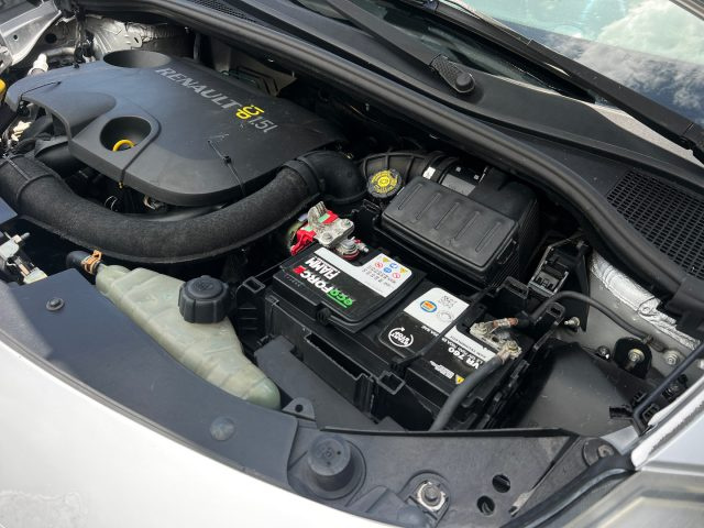 RENAULT Clio usata, con Servosterzo