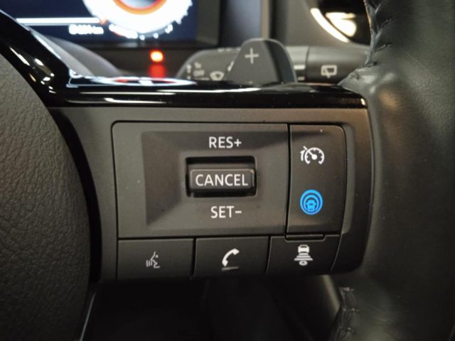 NISSAN Qashqai usata, con Autoradio digitale