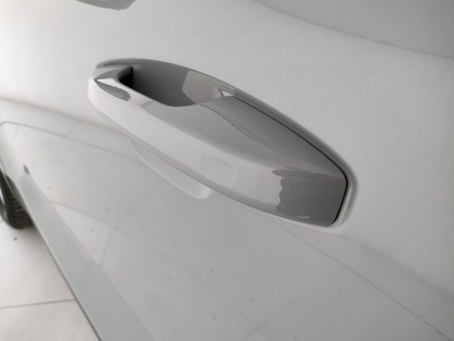 VOLVO XC40 usata, con Luci diurne LED