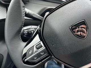 PEUGEOT 2008 usata, con Autoradio